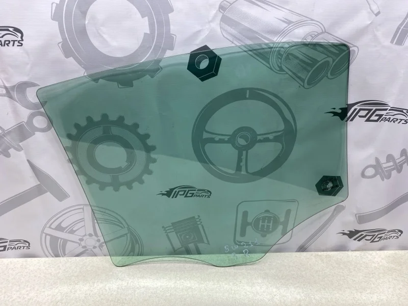 Стекло задней правой двери опускное Mercedes-benz 2002 W211