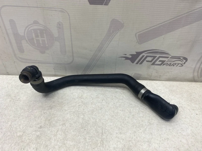 Патрубок ож Mercedes-benz 2014 W212