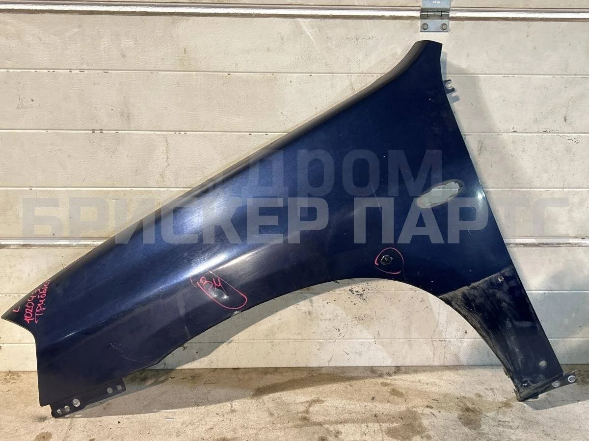 Крыло переднее(лев) Мазда Трибьют 1 серия EP