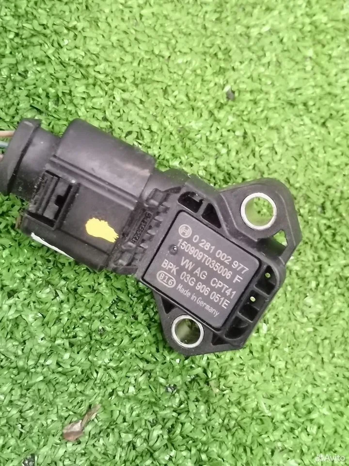 Датчик давления воздуха во впуск. кол. 03g906051e