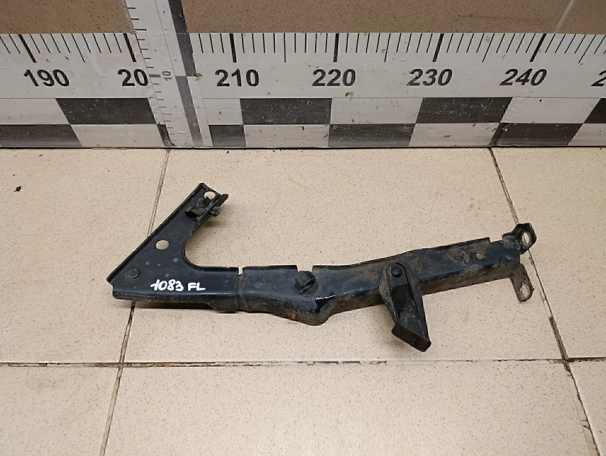 Кронштейн крепления крыла A5/S5 [8T] Coupe/Sportback 2008-2016