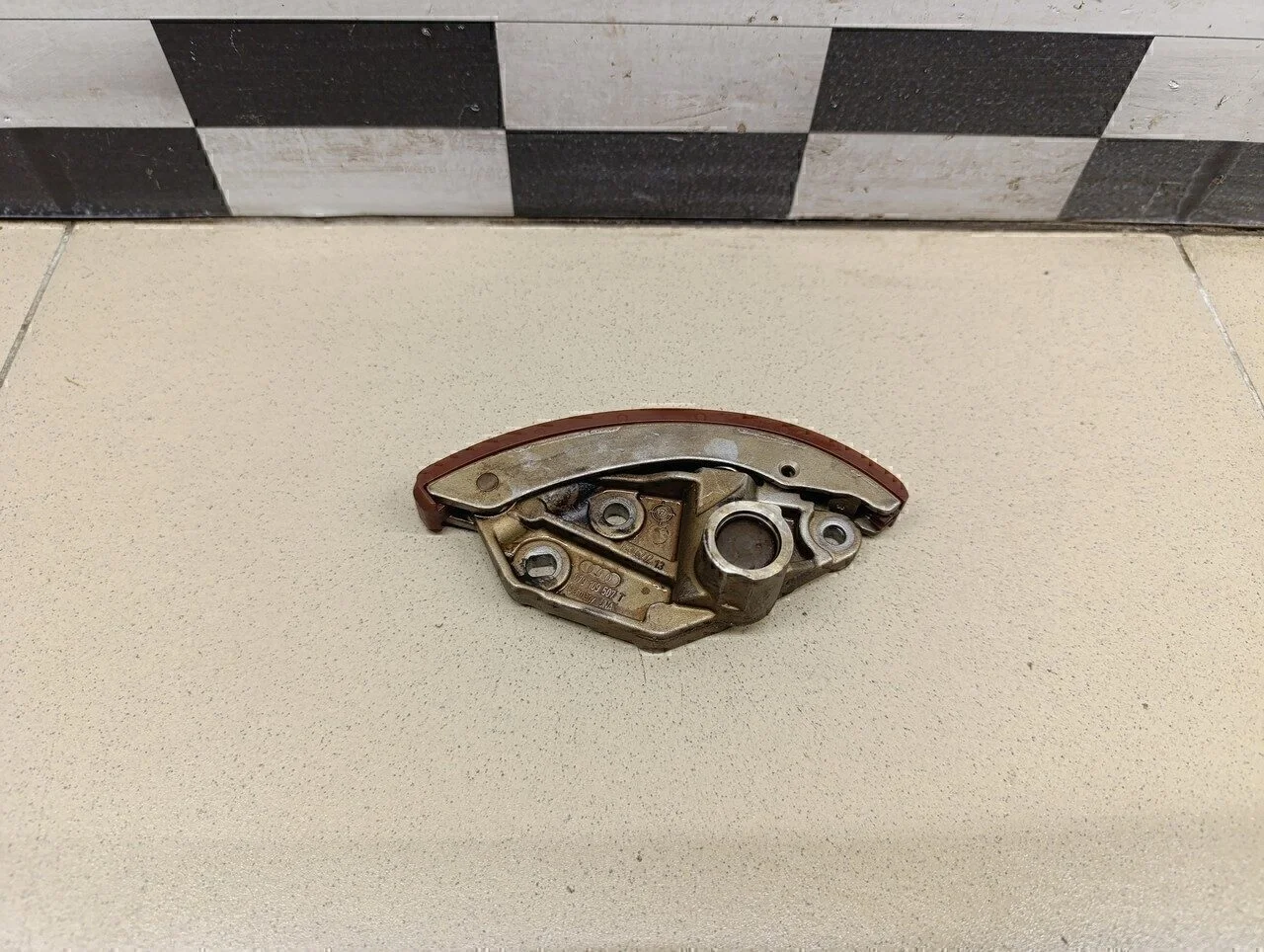 Натяжитель цепи A6 [C6,4F] 2005-2011