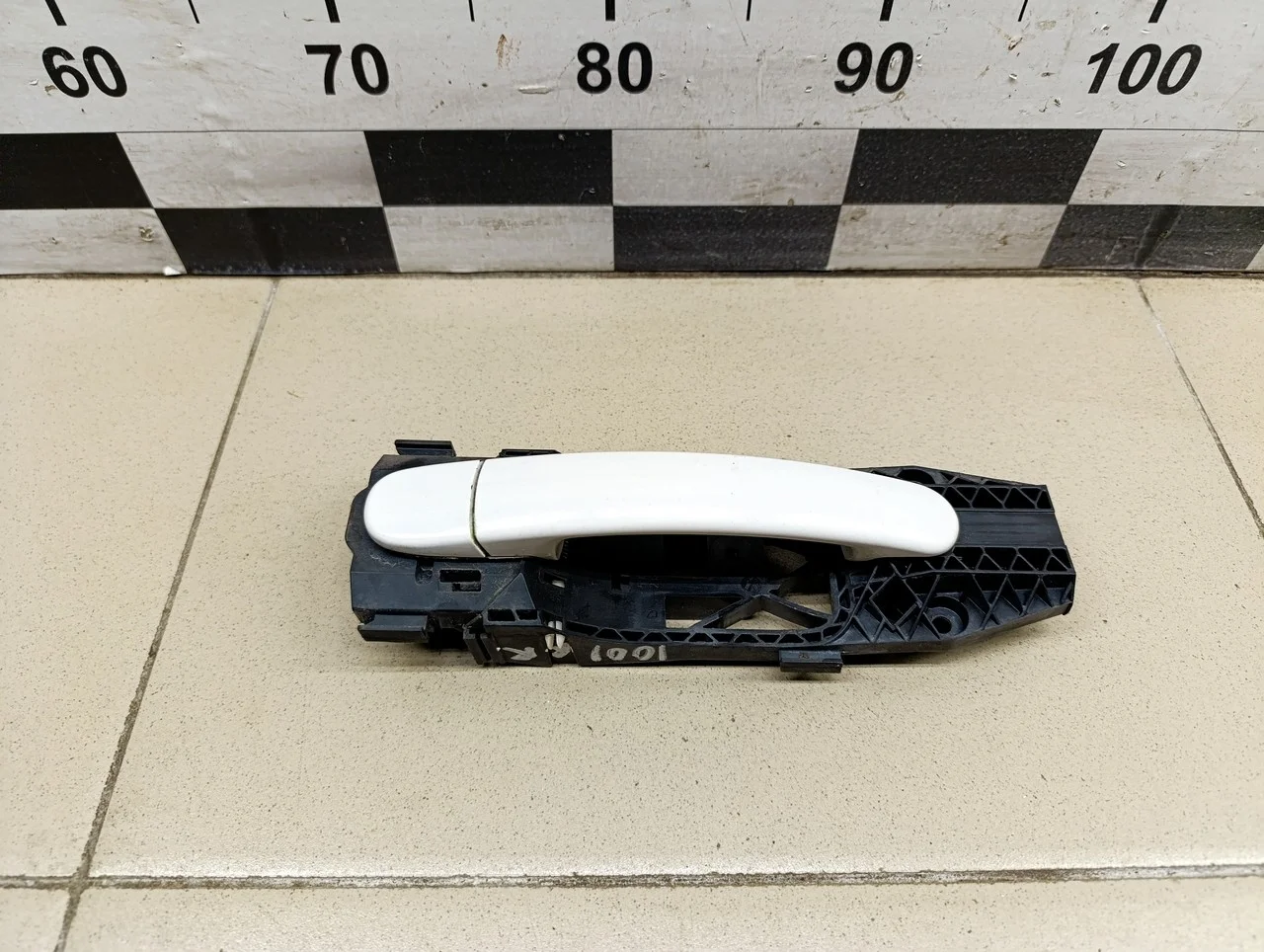 Ручка двери задней наружная правая Jetta 2011>