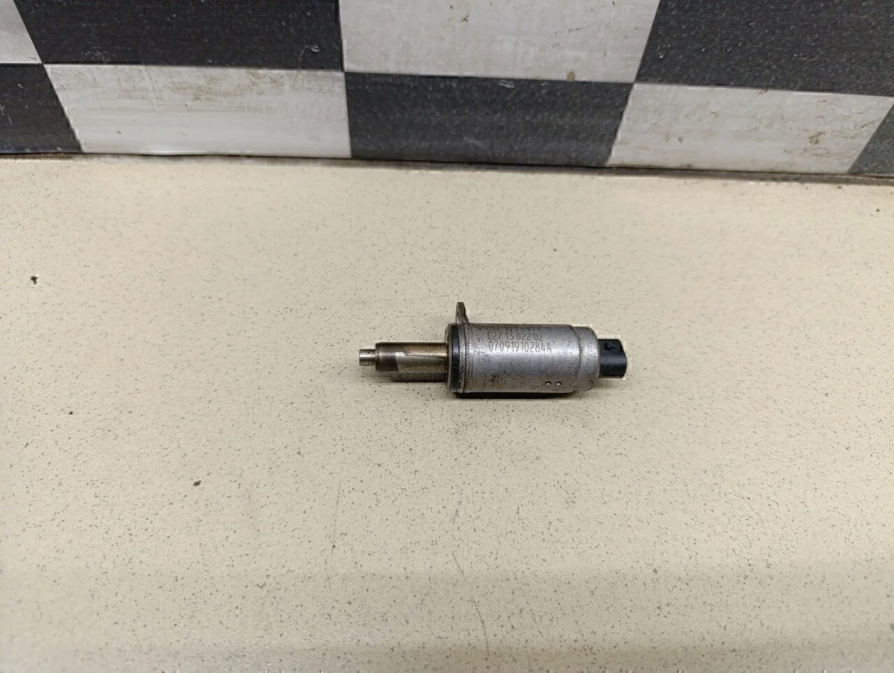 Механизм изменения фаз ГРМ Golf V 2003-2009