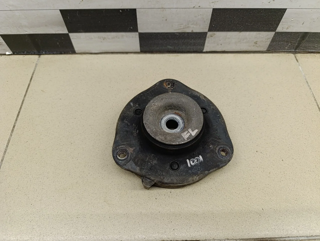 Опора переднего амортизатора Passat [B6] 2005-2010