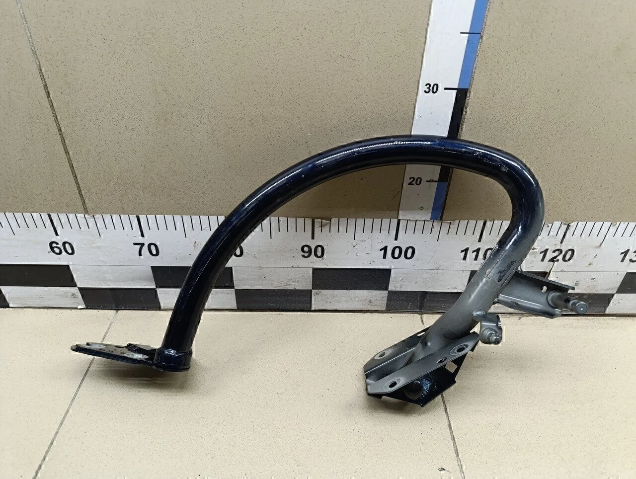 Петля крышки багажника A5/S5 [8T] Coupe/Sportback 2008-2016