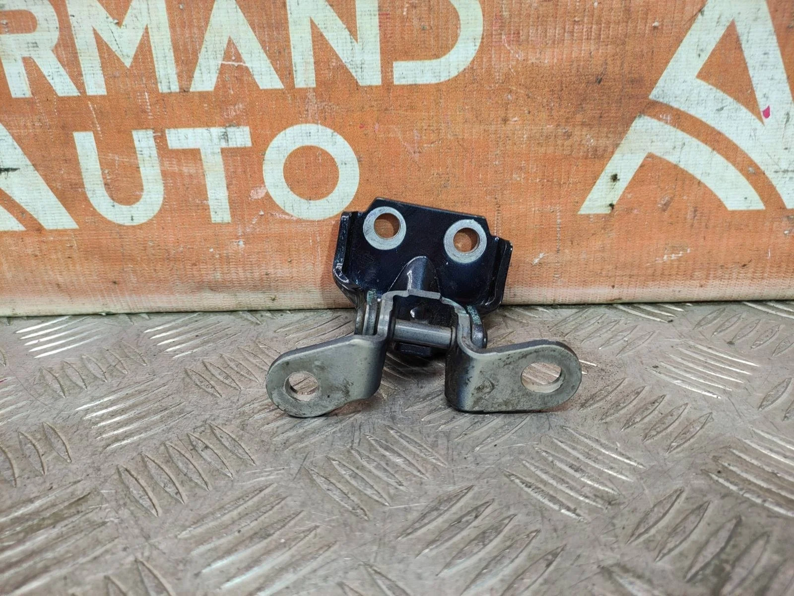 Петля двери Hyundai Santa Fe 2018-нв 4 TM