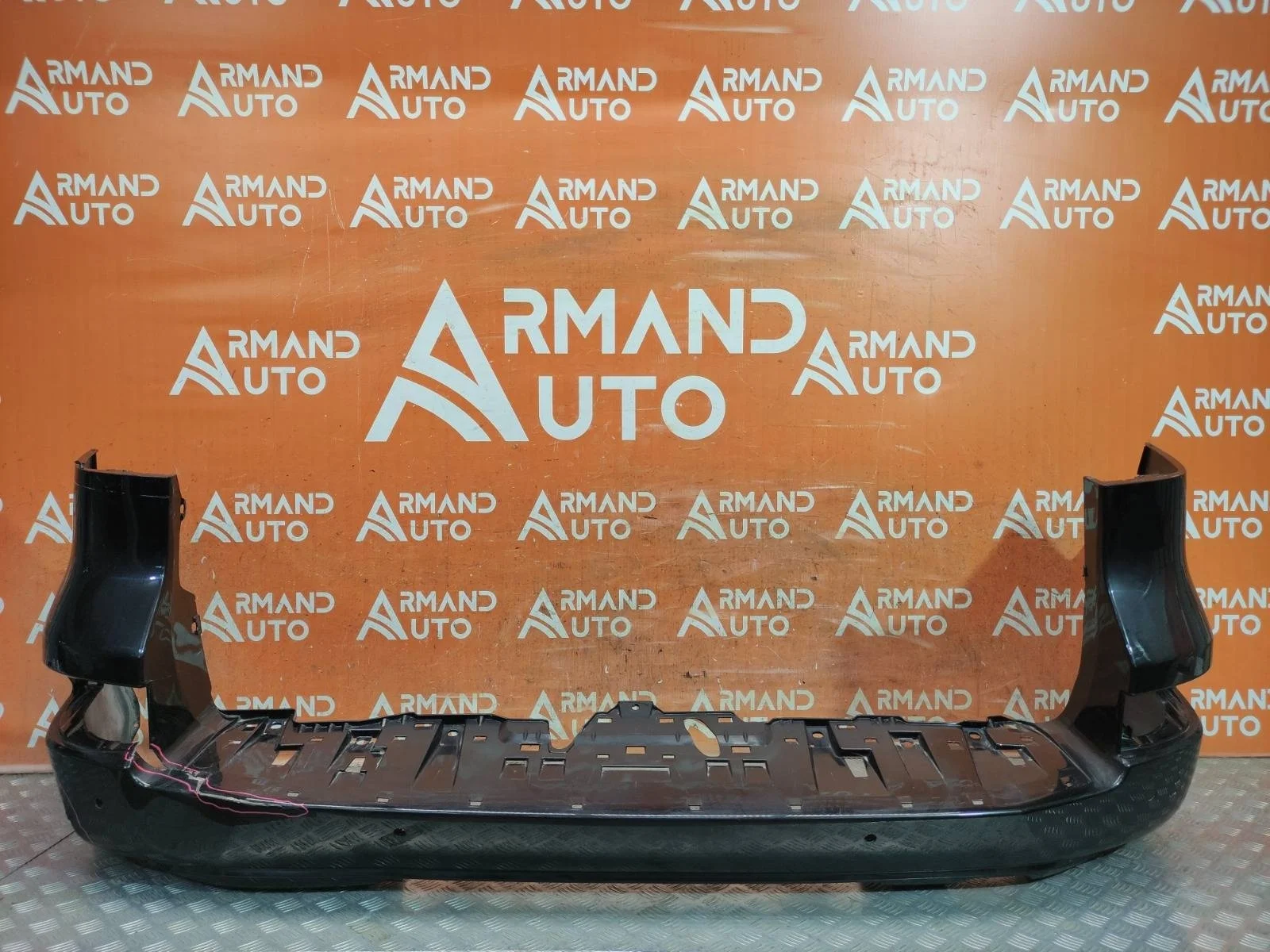 Бампер Lexus GX 2013-нв URJ150