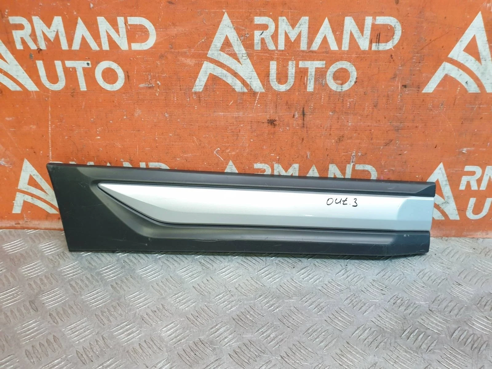 Молдинг двери Mitsubishi Outlander 2015-нв 3