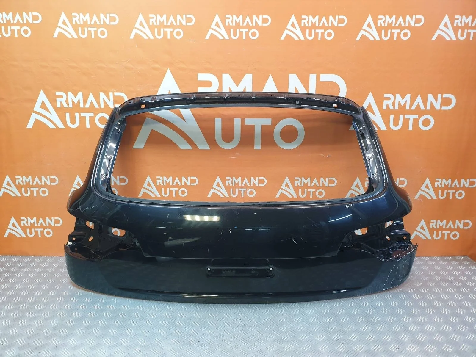 Дверь багажника Audi Q7 2009-2015 4L