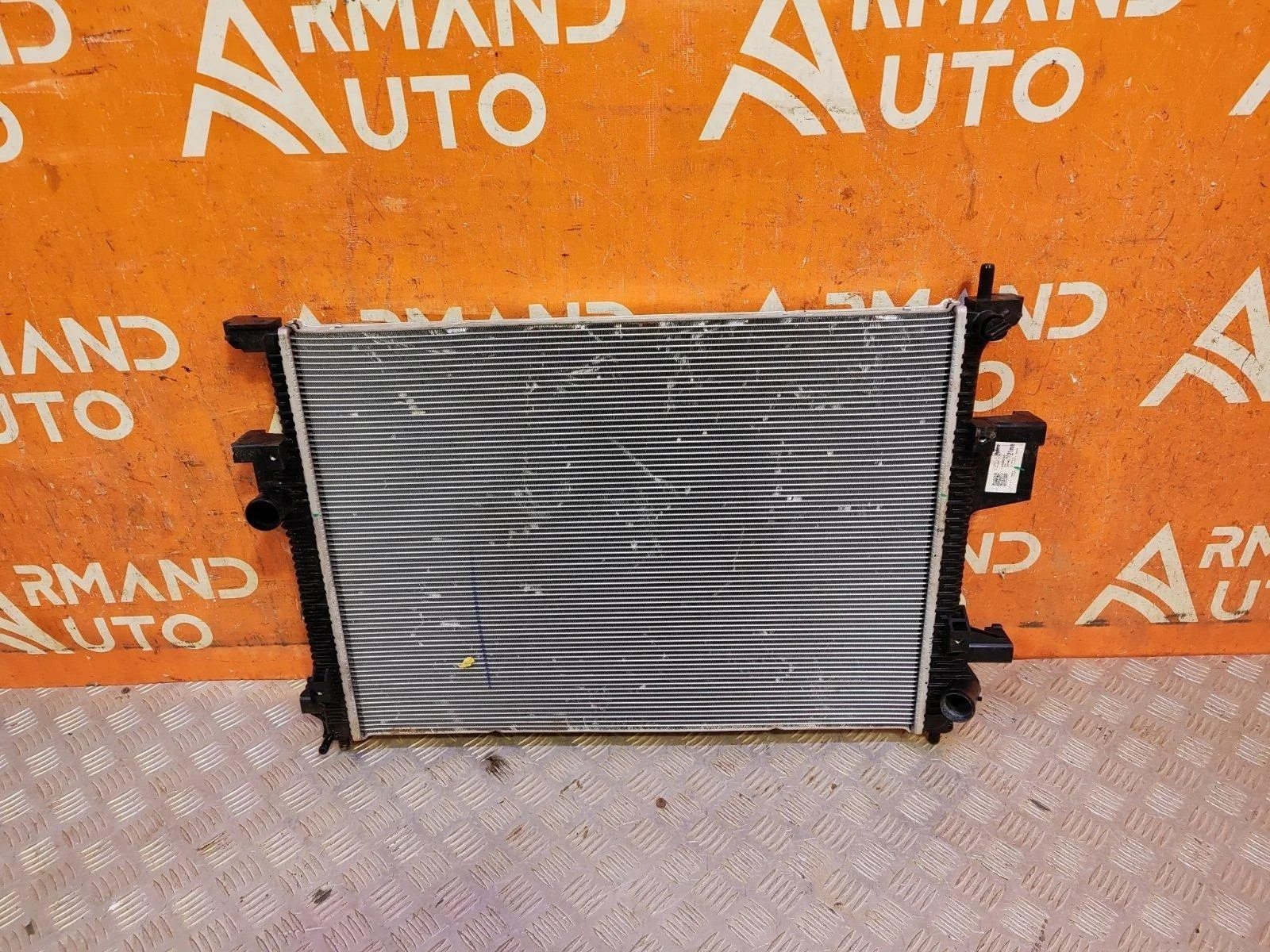 Радиатор двигателя (двс) Chery Tiggo 7 Pro 2020-нв T1E