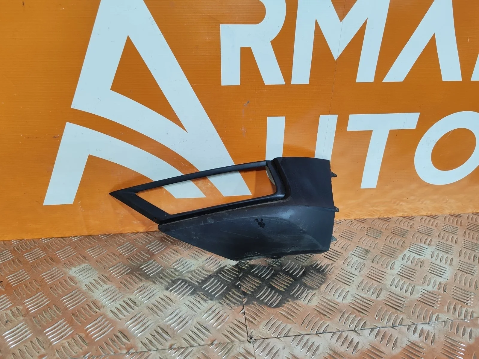 Окантовка птф Volkswagen Tiguan 2016-2020