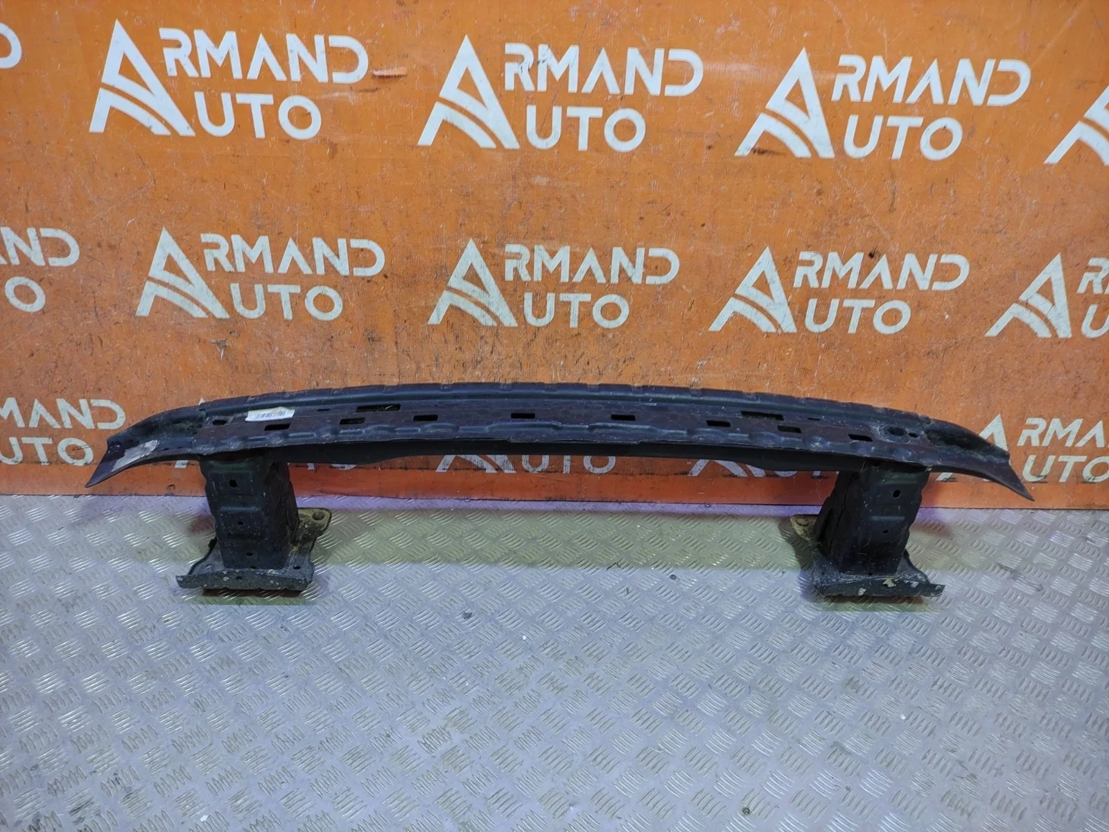 Усилитель бампера Mercedes GL GLS-Class 2012-2019 X166