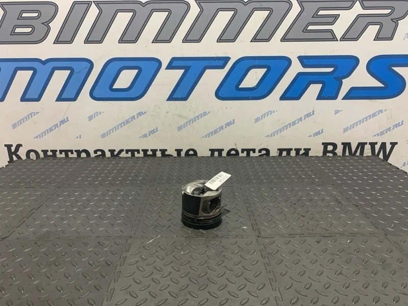 Поршень BMW X5 11257805329 E70 N57D30
