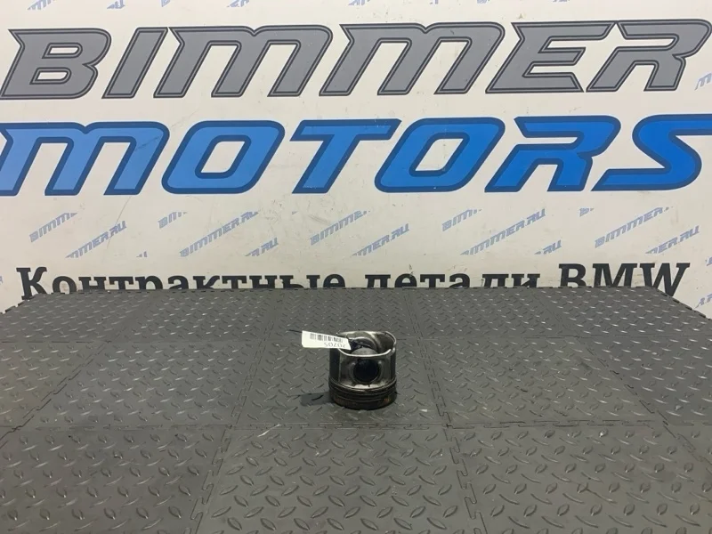Поршень BMW 3 11257805329 E90 N57D30