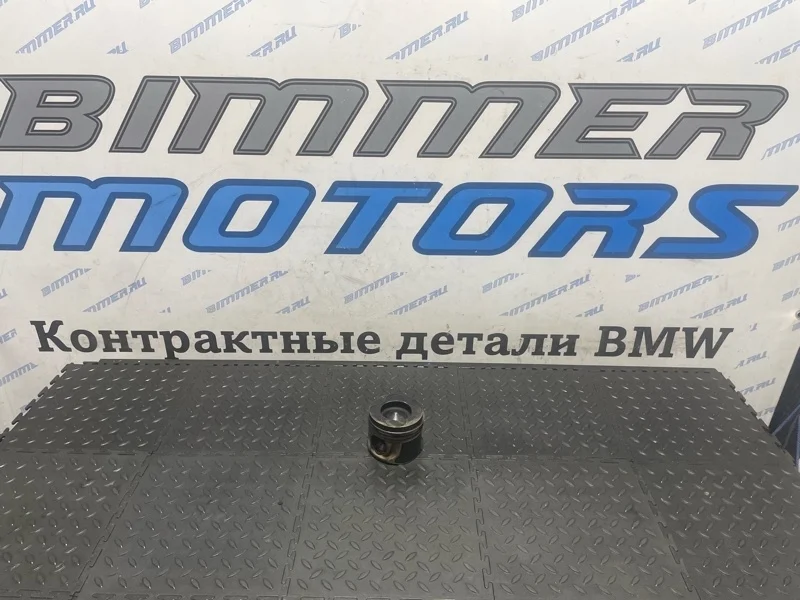Поршень BMW X5 E70