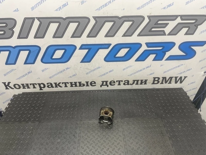 Поршень BMW 5 E61