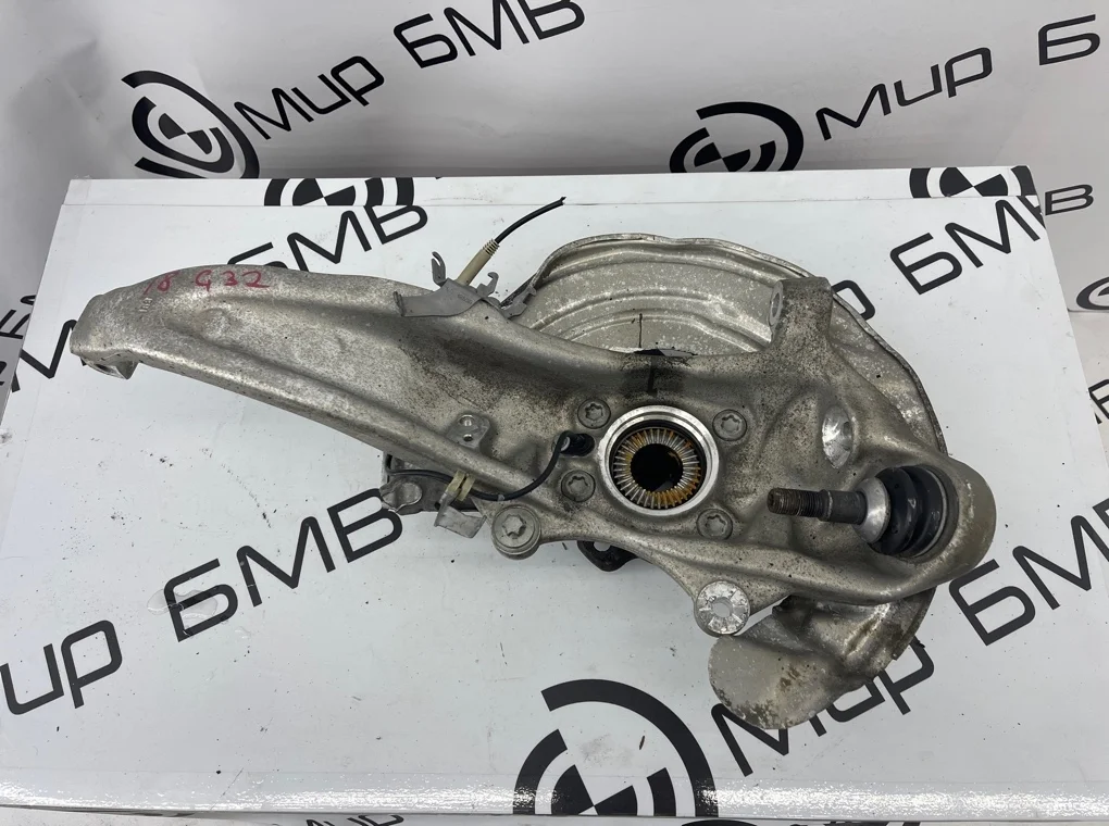 Кулак поворотный BMW GT 640d xDrive 2019 G32
