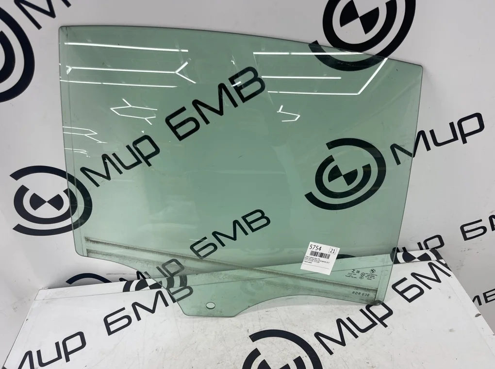 Стекло двери BMW 540I XDR B58 2017 G30