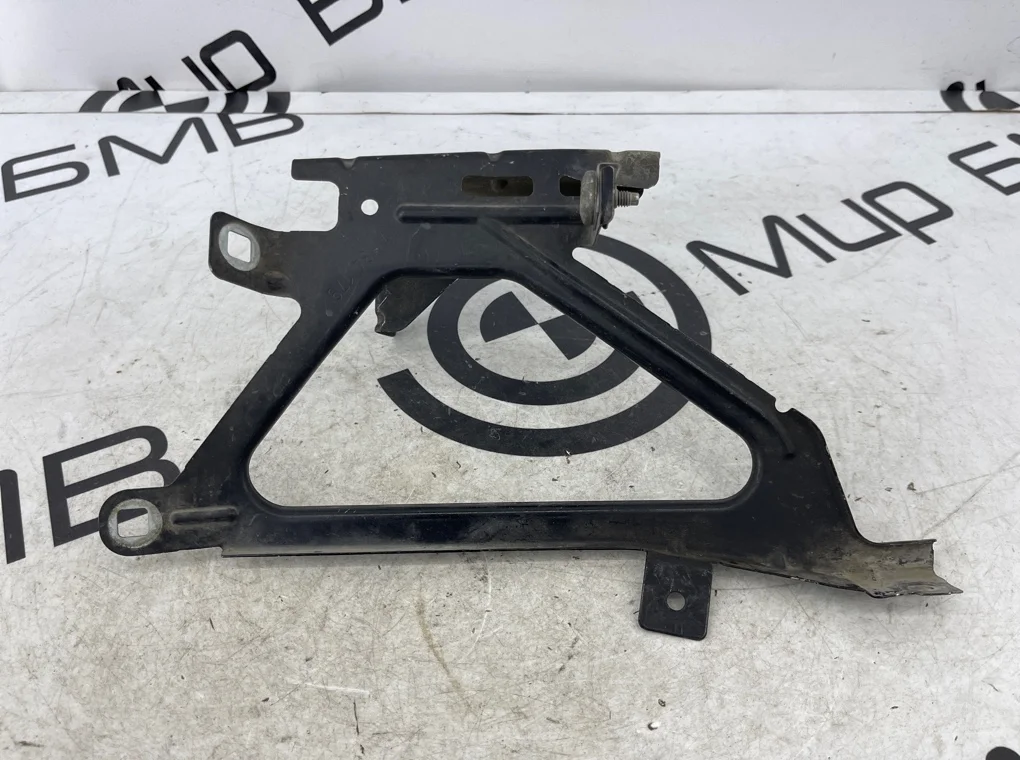 Кронштейн крыла BMW 7 - series F01