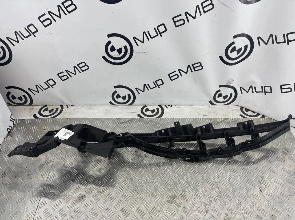 Кронштейн крыла BMW X5 E70
