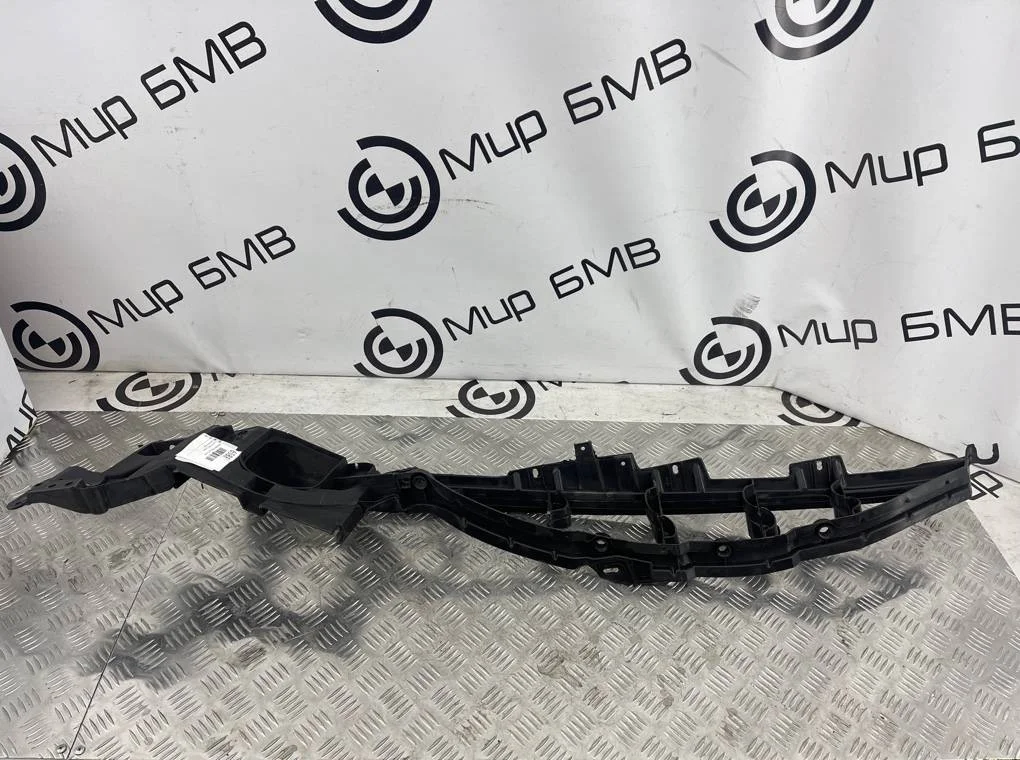 Кронштейн крыла BMW X5 E70