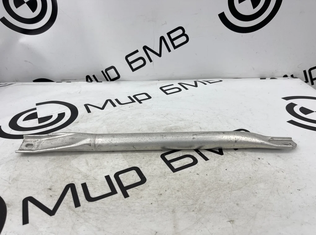 Растяжка моторного отсека BMW 5' 540I XDR 2018 G30