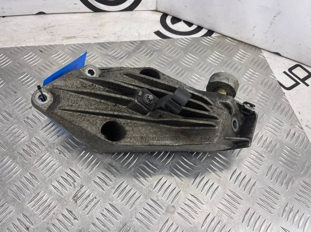 Кронштейн двигателя BMW 3-series, 4-, 5-, 6-, 7-, 8-, X3, X4, X5, X6, X7 G20, G21, G26, G30, G31, G32, G11, G12, G14, G15, G16, G01, G02, G05, G06, G07