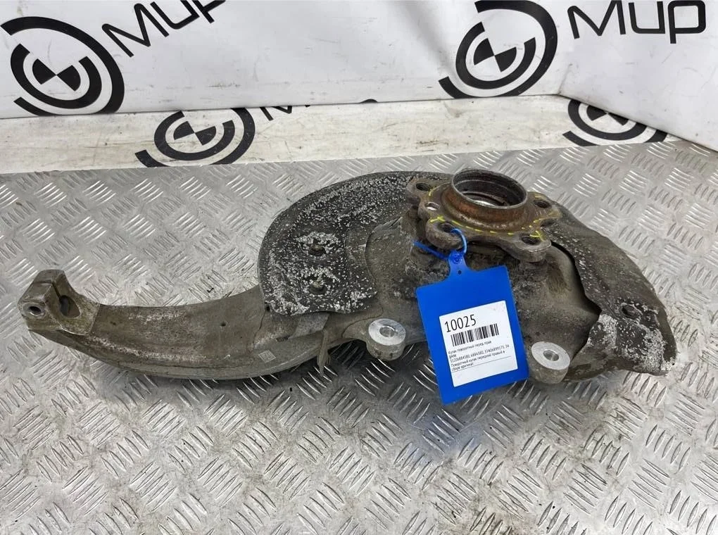 Кулак поворотный BMW 7 - series G12 LCI