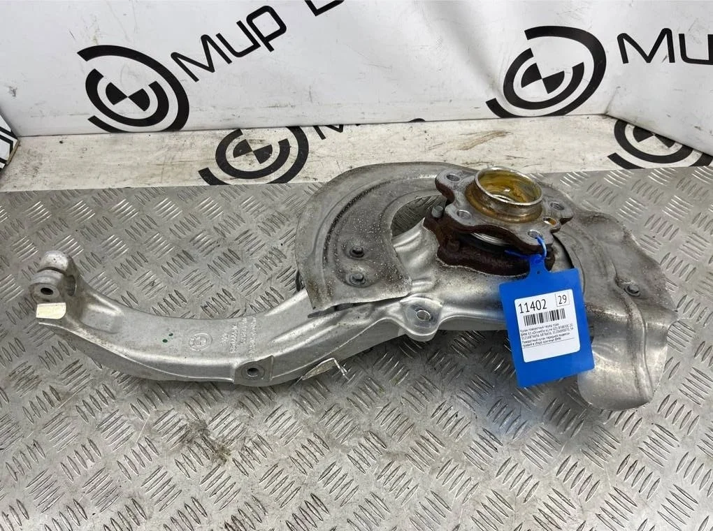 Кулак поворотный BMW X5 xDrive45e xLine 2022 G05