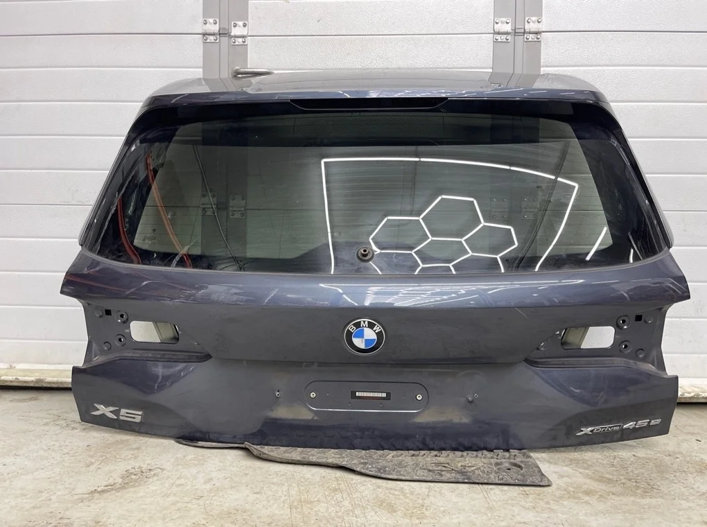 Крышка багажника BMW xDrive45e xLine 2021 G05