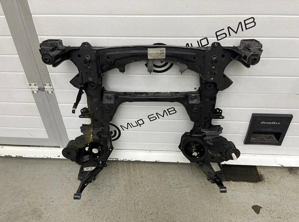 Балка переднего моста BMW X6 F96