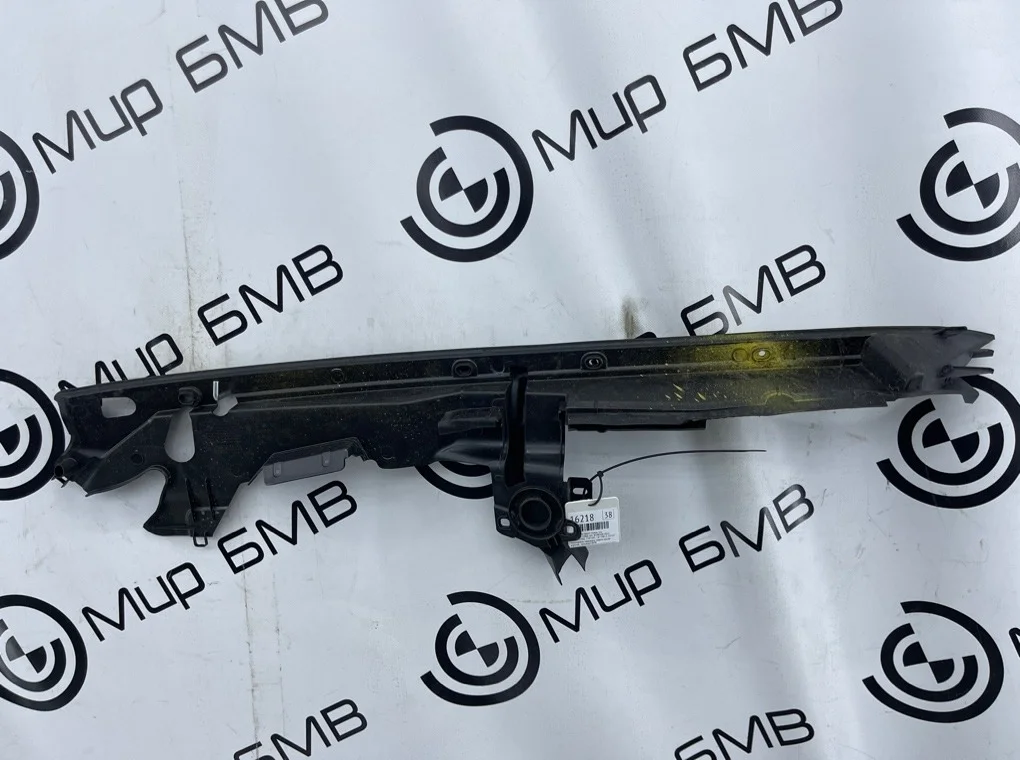 Уплотнитель крыла BMW X3 LCI M40i 2022 G01