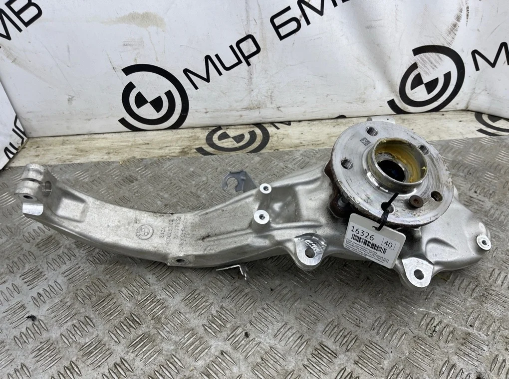 Кулак поворотный BMW X7 xDrive40d LCI 2023 G07