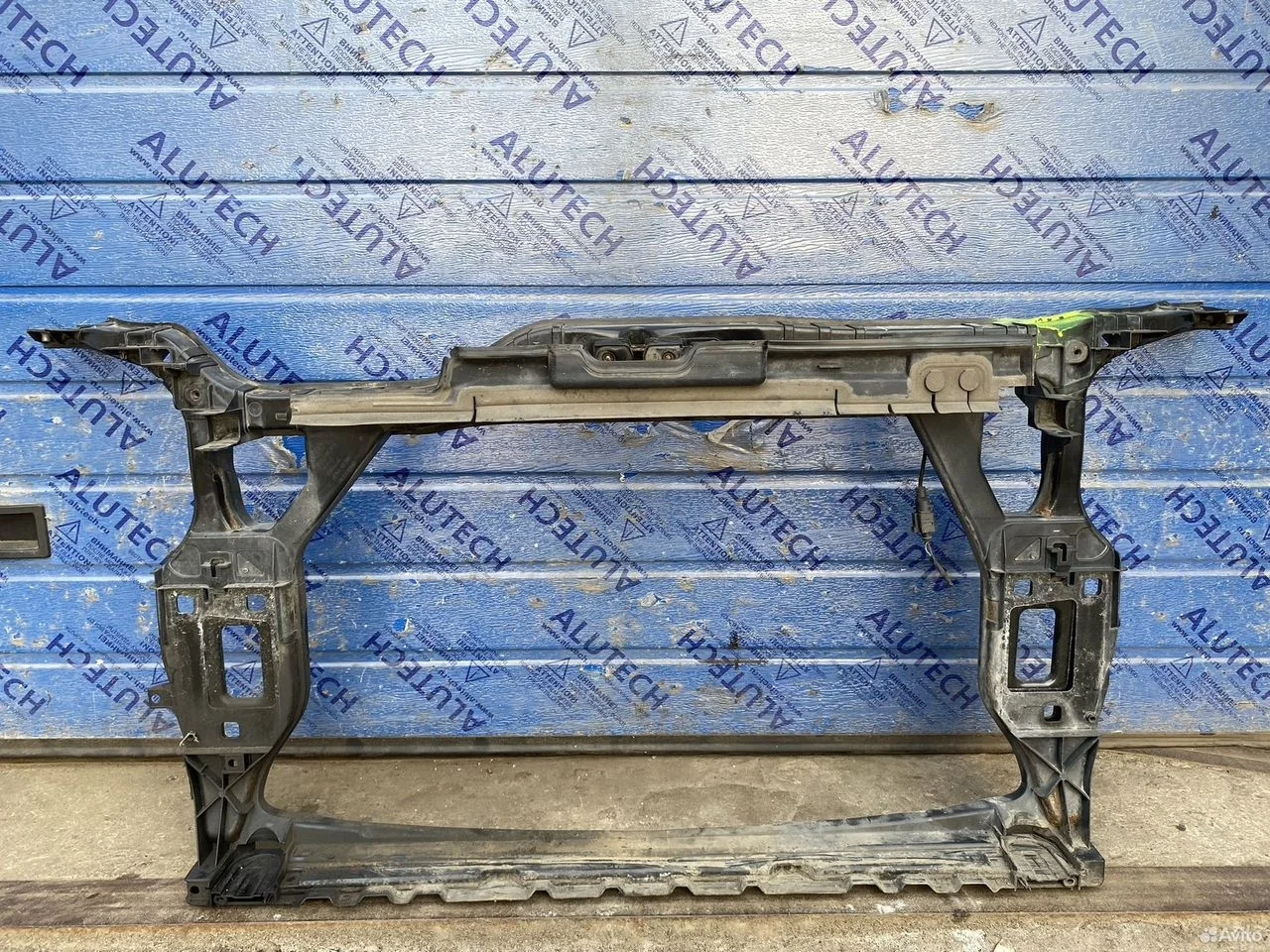 Панель передняя audi q5 8r0805594d