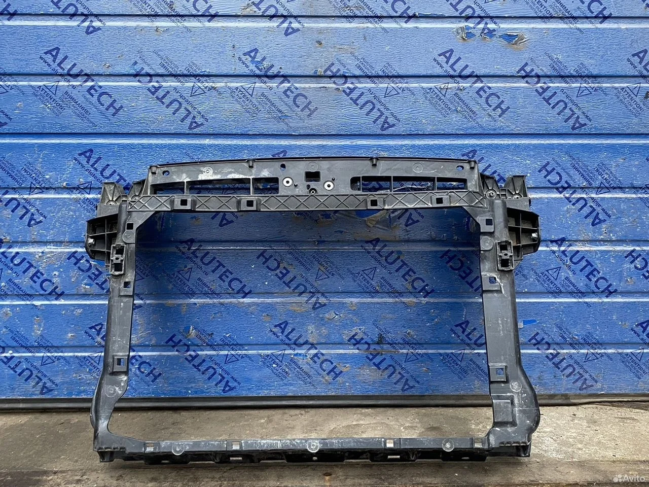 Панель передняя skoda kodiaq 565805588j