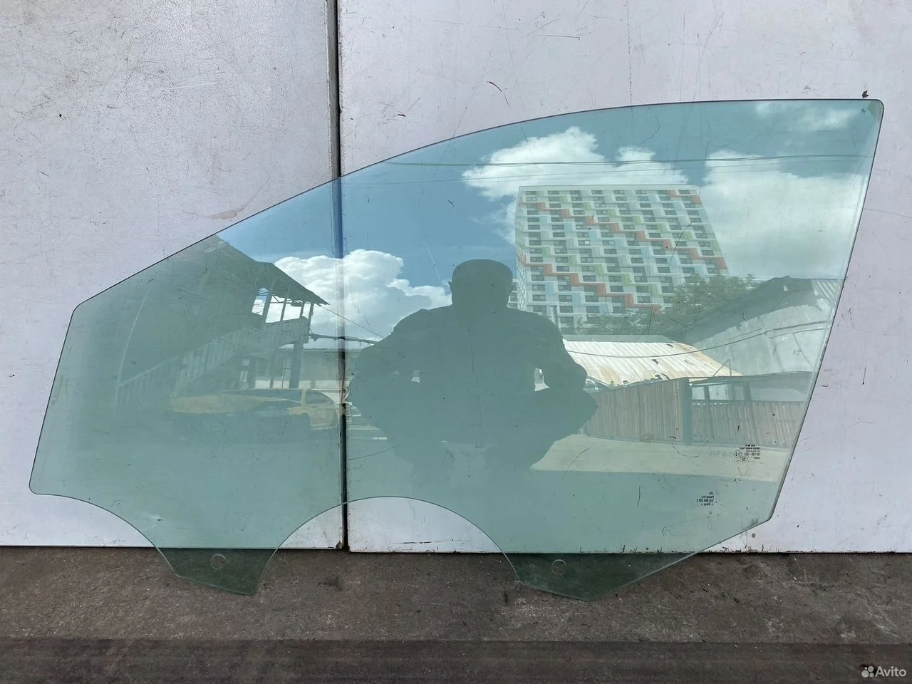 Стекло переднее левое skoda rapid