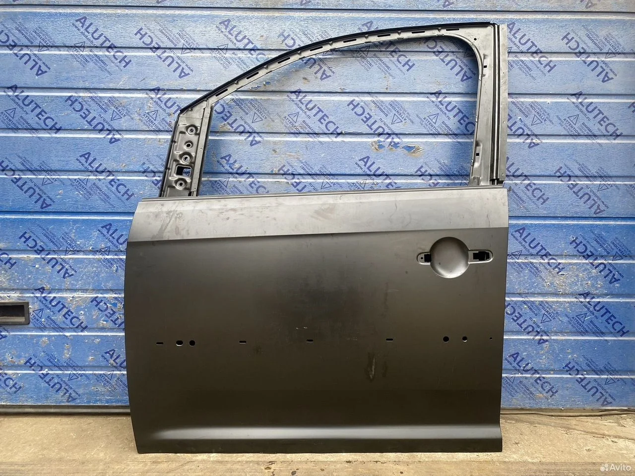 Дверь передняя левая volkswagen caddy 2k5831055