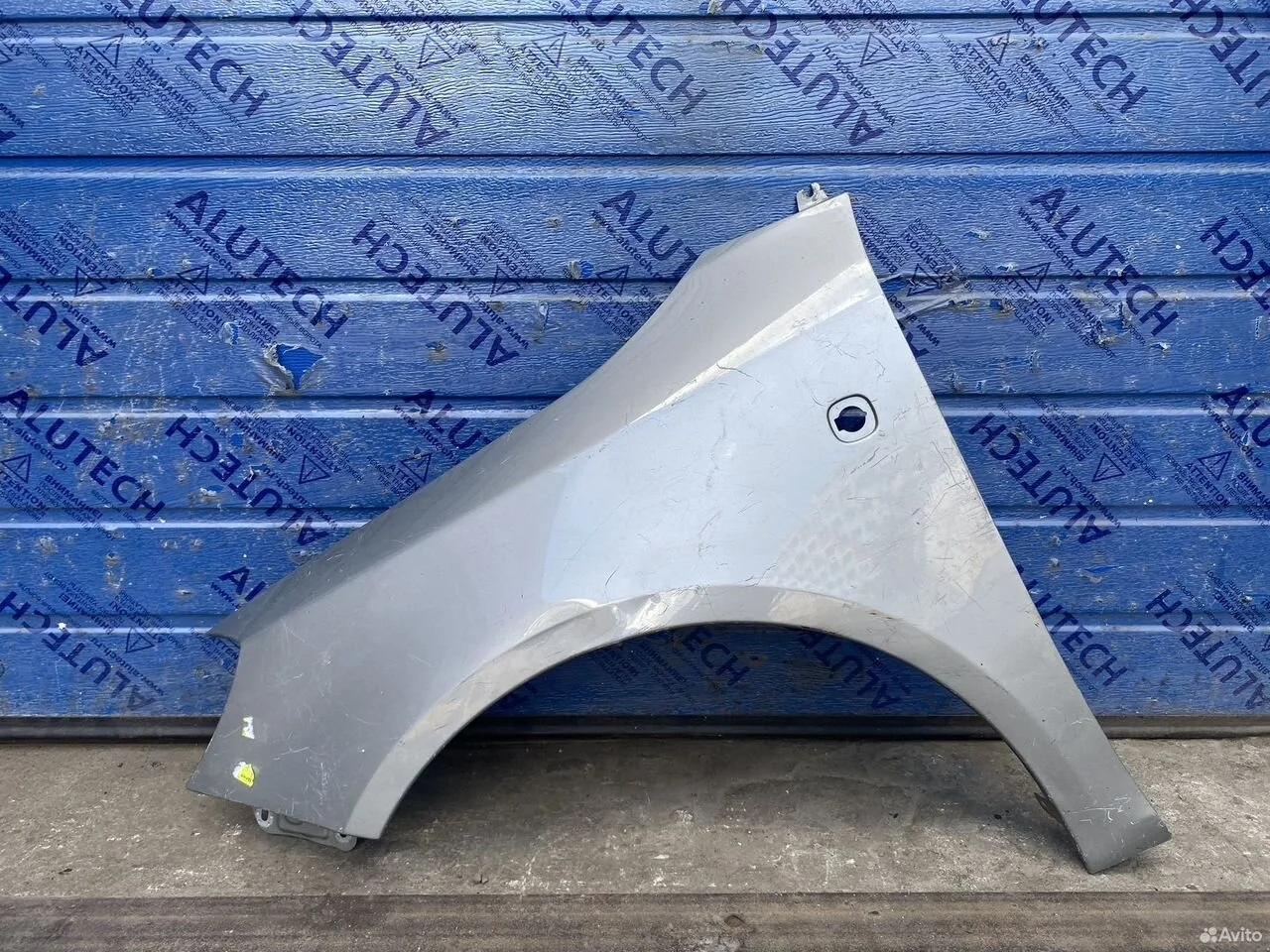 Крыло переднее левое skoda fabia 2