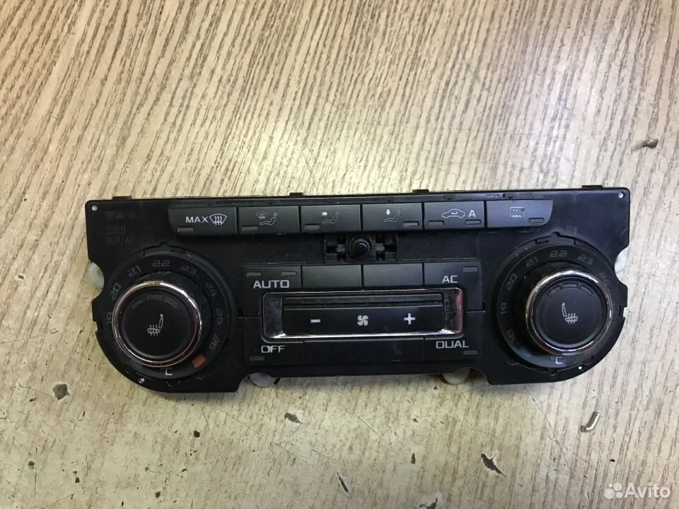 Блок климат контроля skoda шкода 3t0907044bs
