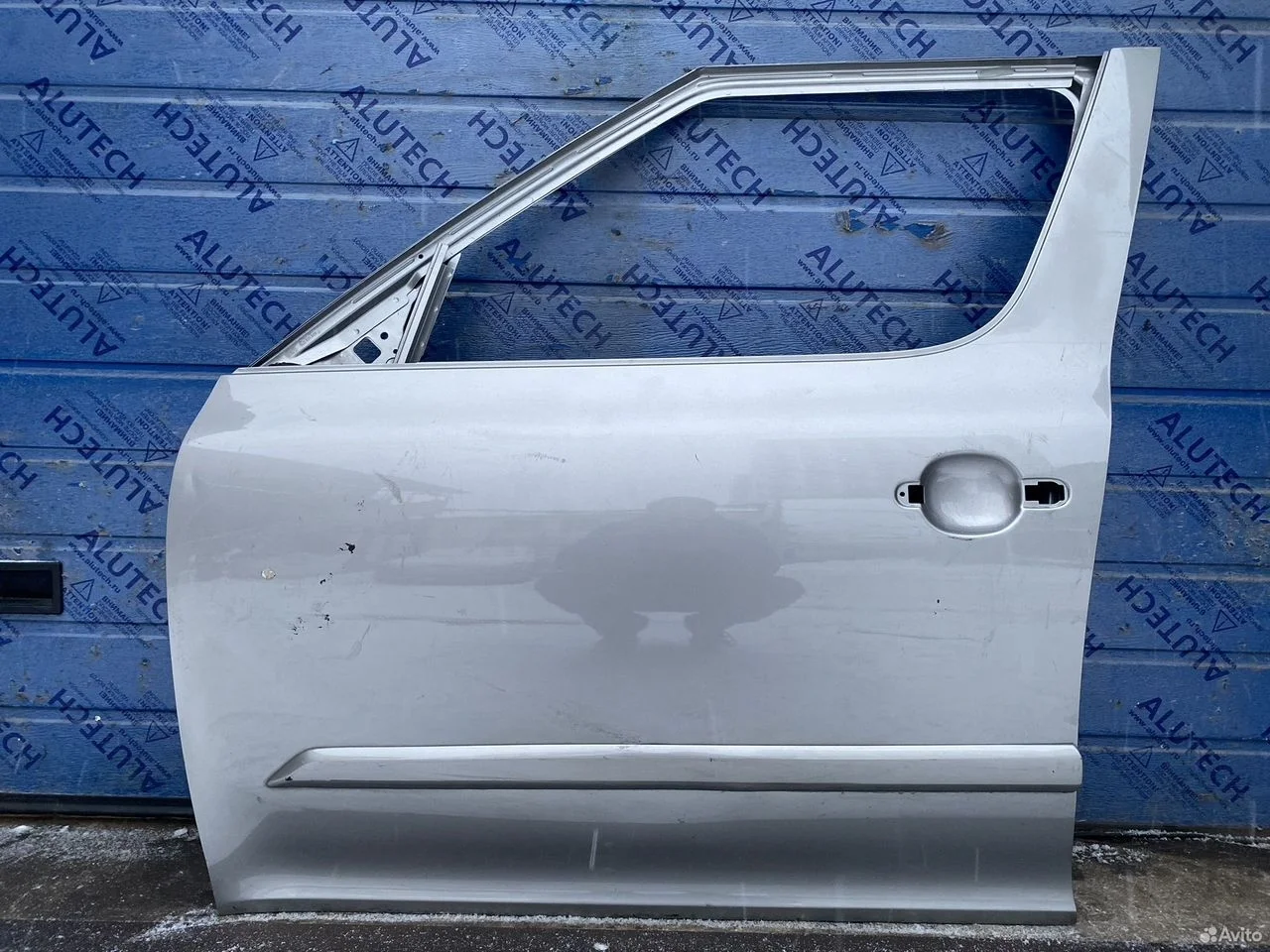 Дверь передняя левая skoda yeti