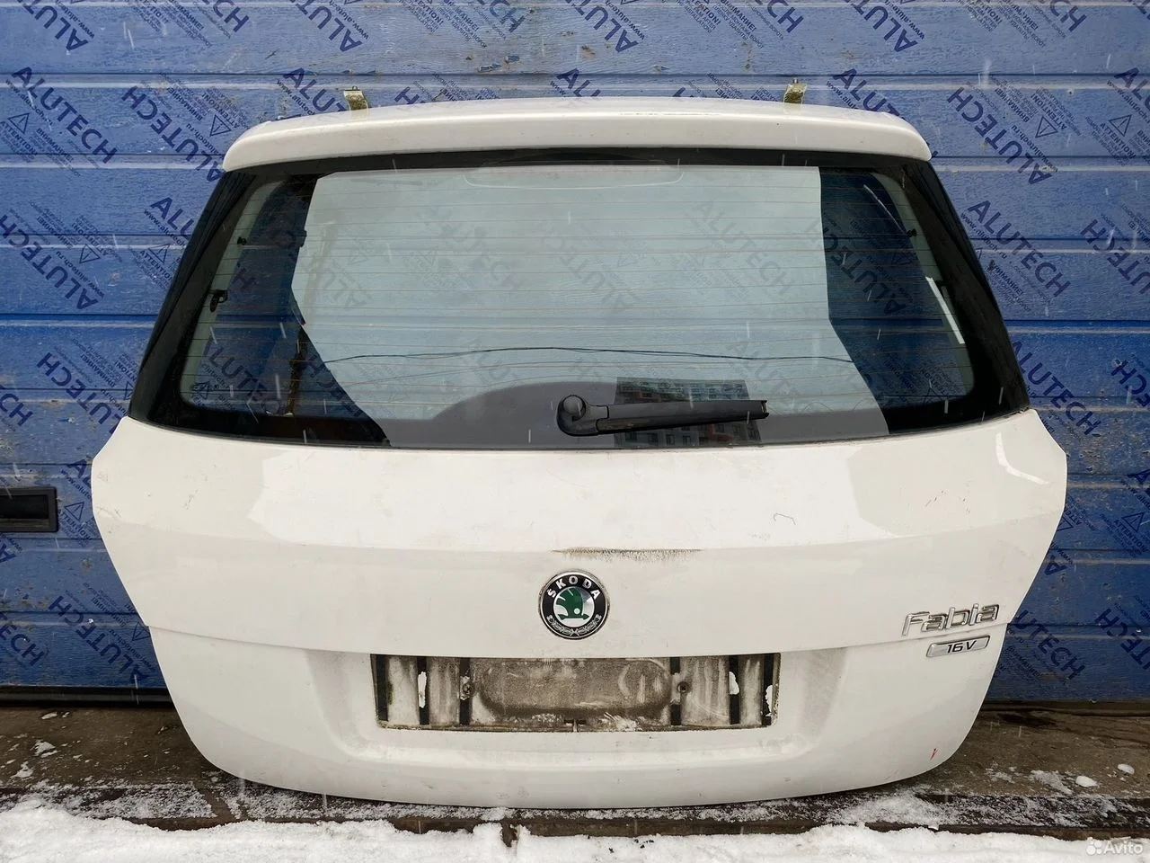 Крышка багажника skoda fabia 2 хетчбек