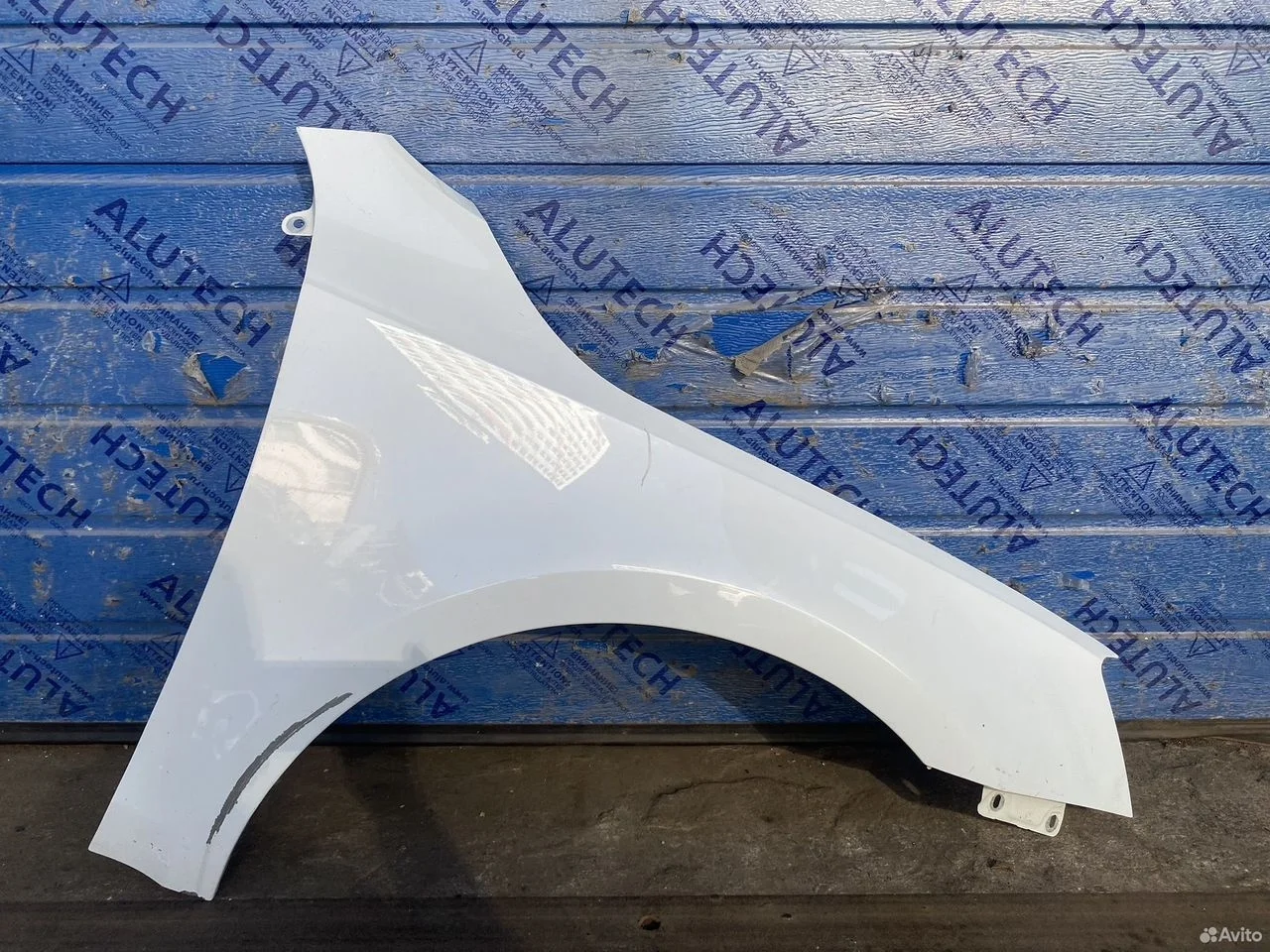 Крыло переднее правое skoda octavia a7