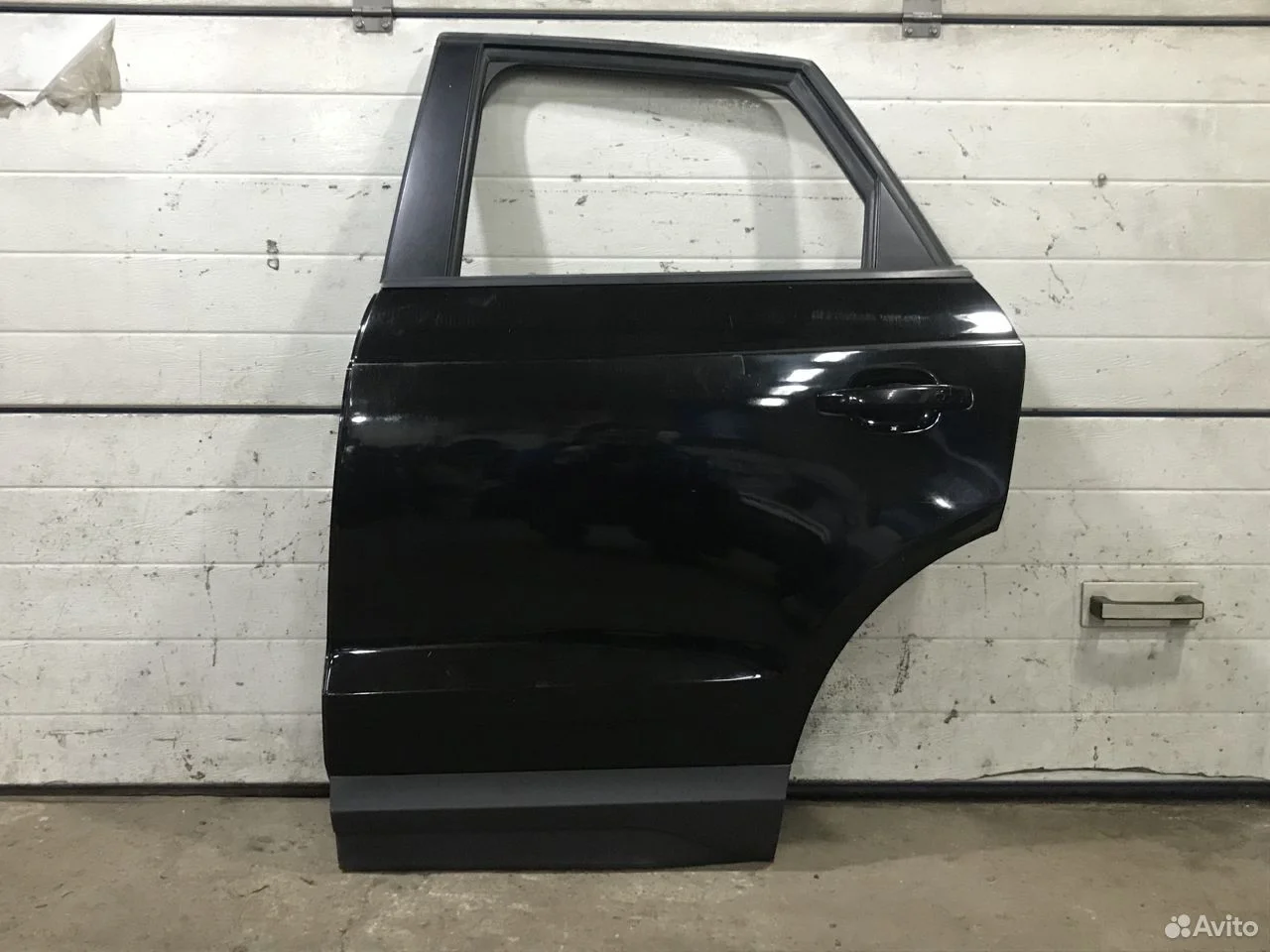 Дверь задняя левая audi q3