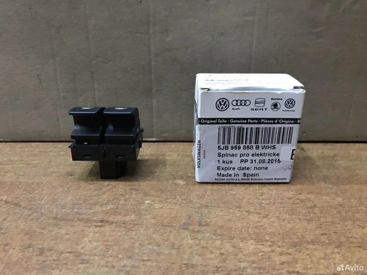 Кнопки стеклоподъёмника skoda rapid