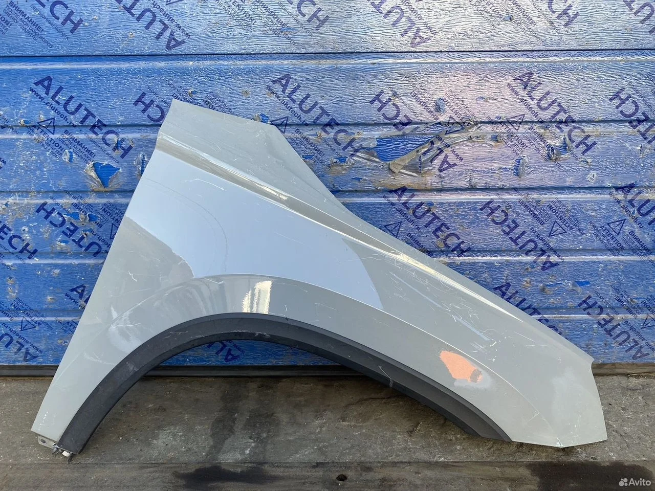 Крыло переднее правое skoda karoq