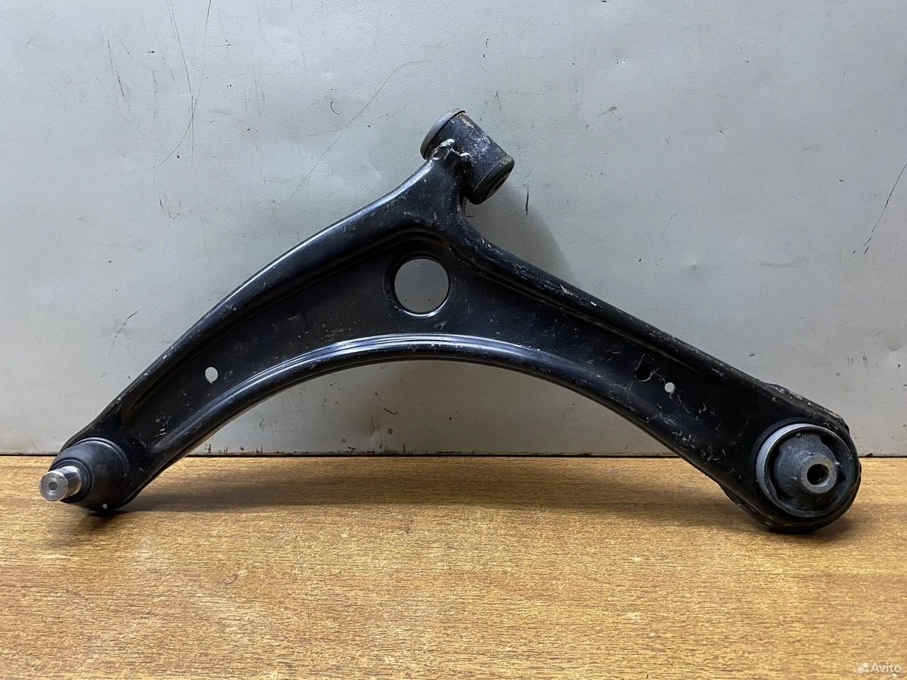 Рычаг передний левый mitsubishi outlander 2