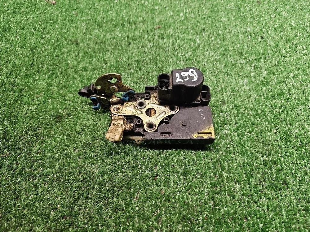 Замок двери задний левый Chevrolet Lacetti