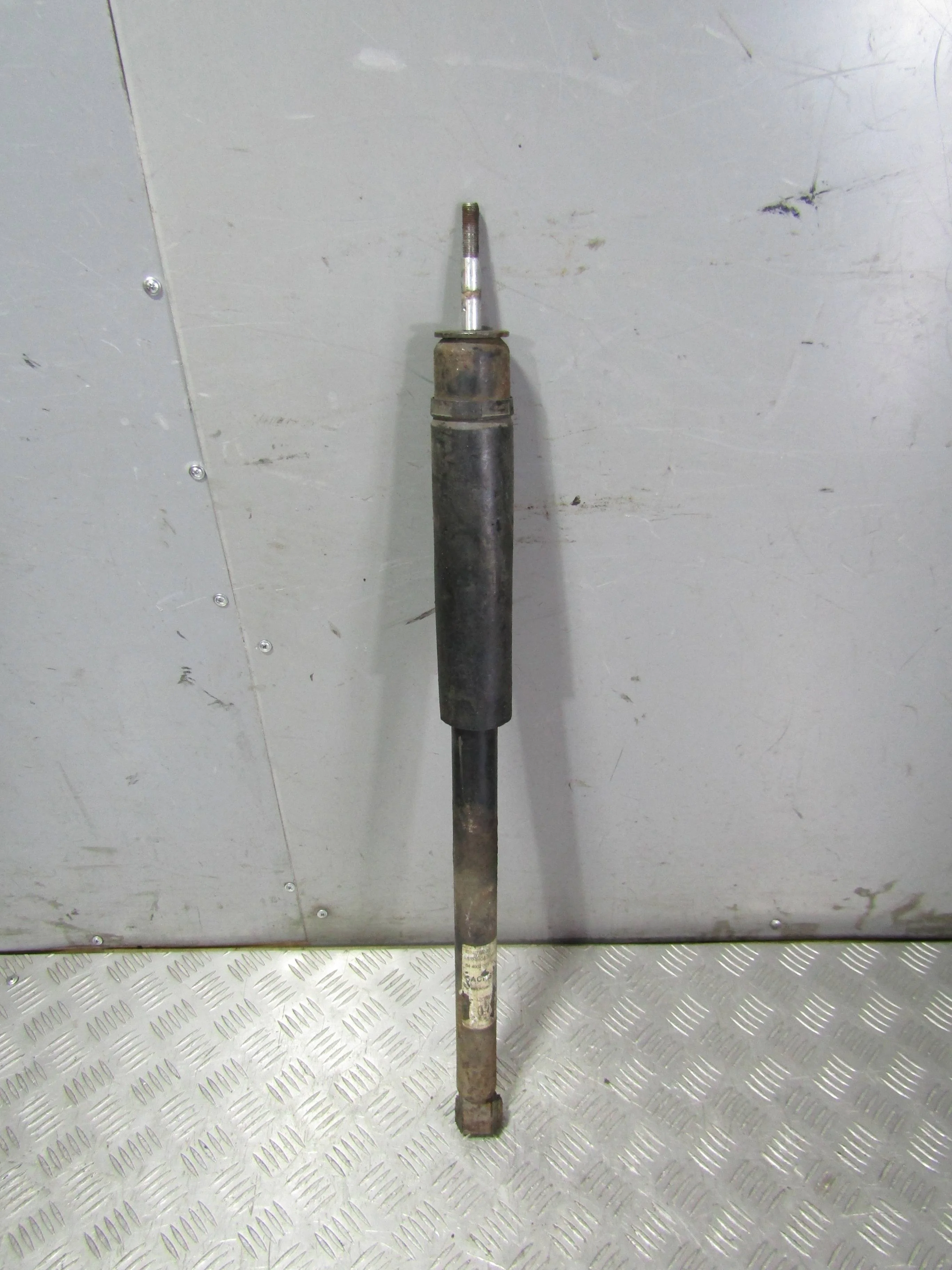 Амортизатор задний HONDA Civic VIII (2005—2009)