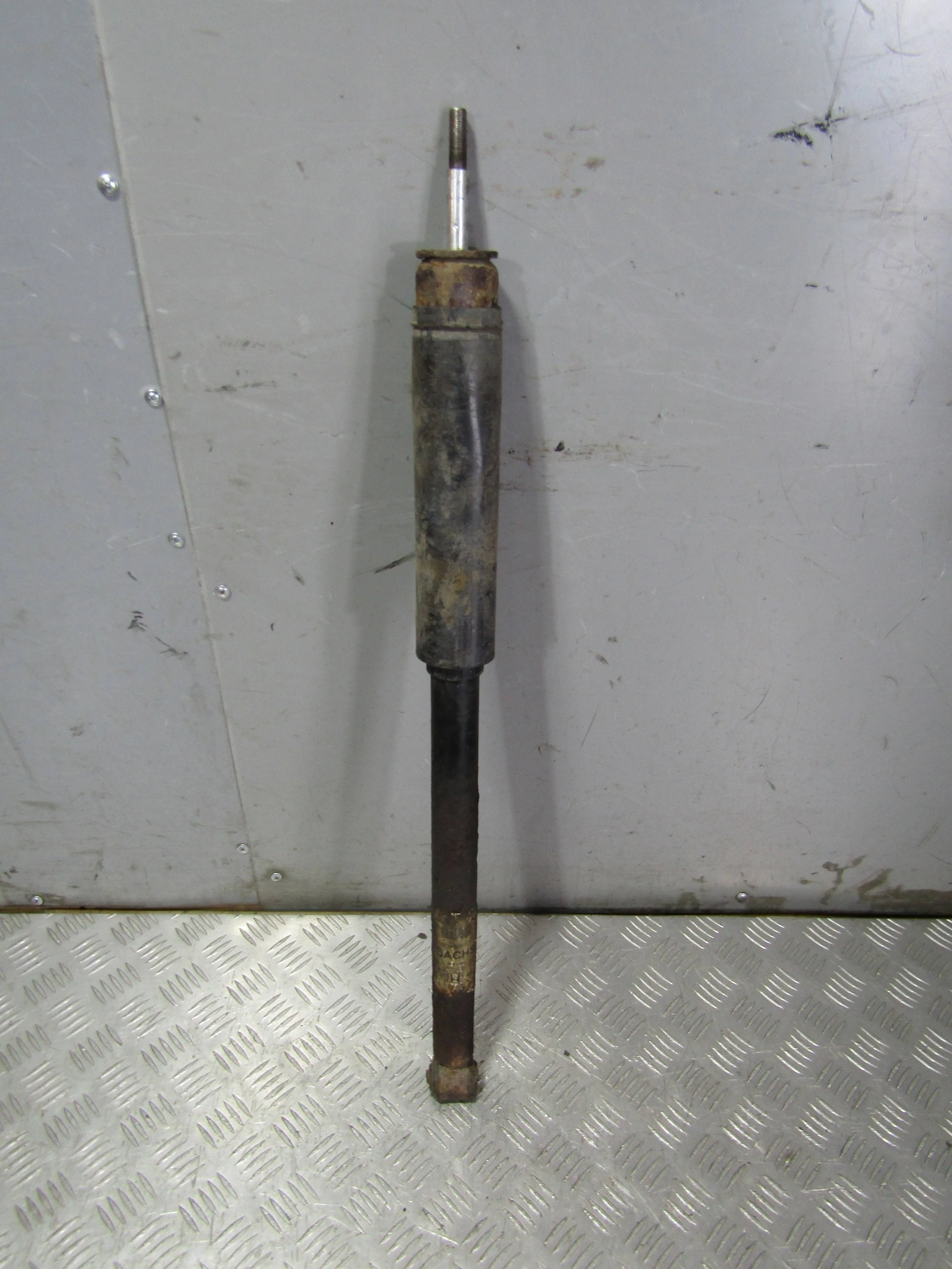 Амортизатор задний HONDA Civic VIII (2005—2009)